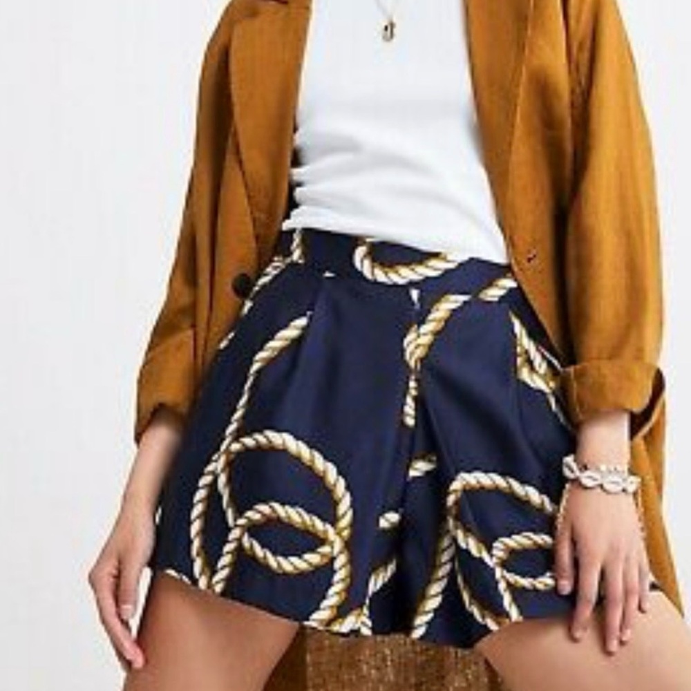 Zara Blue and Gold Rope Pattern Shorts - Picture 2 of 8